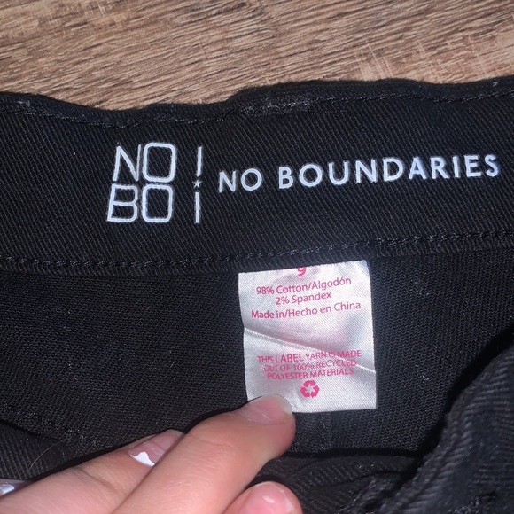 two pack of black and white jean shorts - Picture 3 of 6